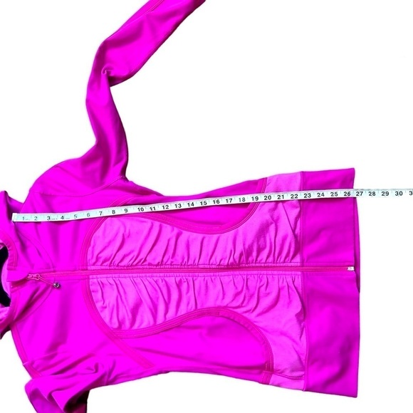 Lululemon Pure Balance Jacket- Paris Pink Barbiecore!! - Picture 16 of 16